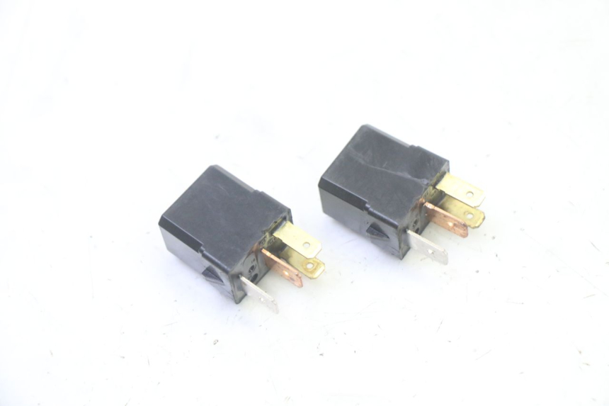 photo de ELECTRICAL RELAY YAMAHA TDM ABS 900 (2002 - 2014) - Main view