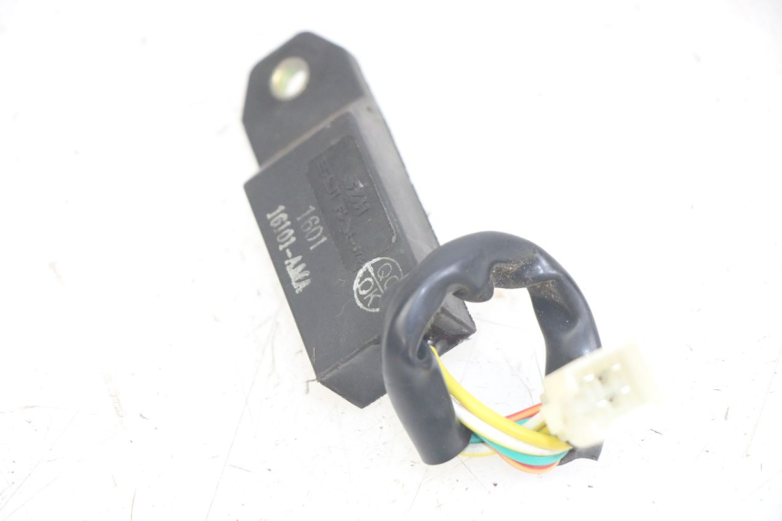 photo de ELECTRICAL RELAY PEUGEOT TWEET 4T 50 (2014 - 2019) - Alternative perspective