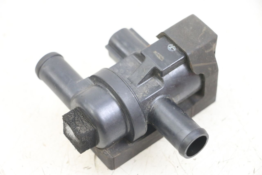 photo de ELECTRICAL RELAY KAWASAKI VERSYS ABS 650 (2015 - 2018) - Main view