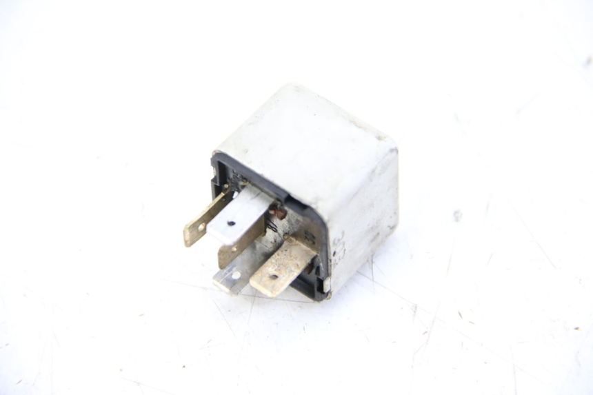 photo de ELECTRICAL RELAY PIAGGIO VESPA GRANTURISMO 125 (2003 - 2007) - Main view