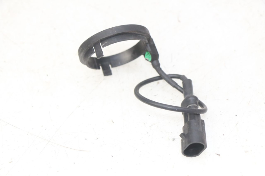 photo de ELECTRICAL RELAY PIAGGIO VESPA GTS IGET ABS 125 (2017 - 2023) - Technical close-up