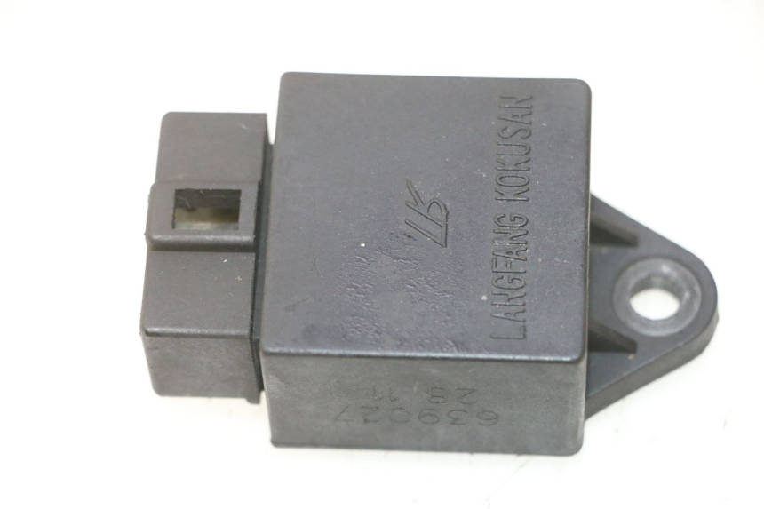 photo de ELECTRICAL RELAY PIAGGIO VESPA LX 2T 50 (2005 - 2013) - Main view