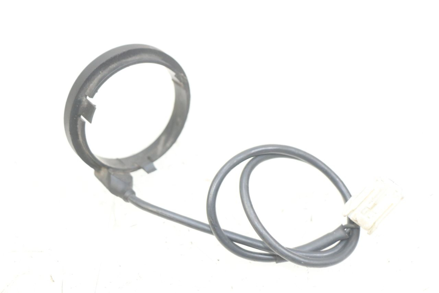 photo de ELECTRICAL RELAY PIAGGIO VESPA LXV 125 (2006 - 2009) - Alternative perspective