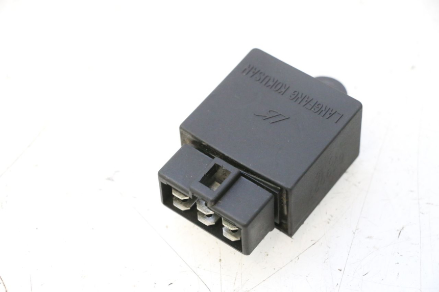 photo de ELECTRICAL RELAY PIAGGIO VESPA PRIMAVERA 2T 50 (2013 - 2018) - Component detail