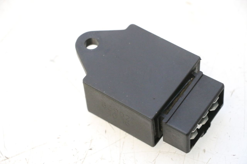 photo de ELECTRICAL RELAY PIAGGIO VESPA PRIMAVERA 2T 50 (2013 - 2018) - Zoom on usage condition