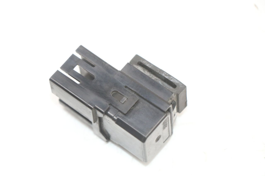 photo de ELECTRIC RELAY YAMAHA XMAX X-MAX ABS 125 (2017 - 2020) - Zoom on usage condition