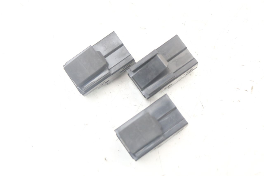 photo de ELECTRIC RELAY YAMAHA XMAX X-MAX ABS 125 (2017 - 2020) - Zoom on usage condition