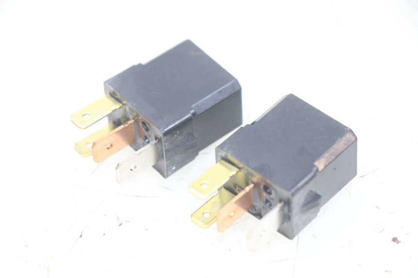 photo de ELECTRICAL RELAY YAMAHA X-MAX XMAX 125 (2010 - 2013) - Main view