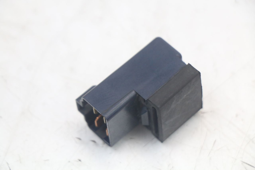 photo de ELECTRICAL RELAY YAMAHA XMAX X-MAX 125 (2006 - 2009) - Zoom on usage condition