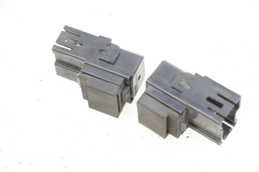 photo de ELECTRICAL RELAY YAMAHA X-MAX XMAX 125 (2010 - 2013) - Zoom on usage condition