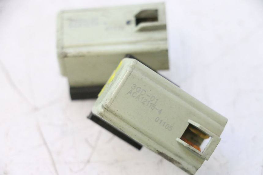 photo de ELECTRICAL RELAY YAMAHA X-MAX XMAX 125 (2010 - 2013) - Component detail