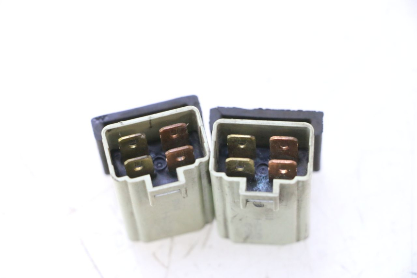 photo de ELECTRICAL RELAY YAMAHA X-MAX XMAX 125 (2010 - 2013) - Technical close-up