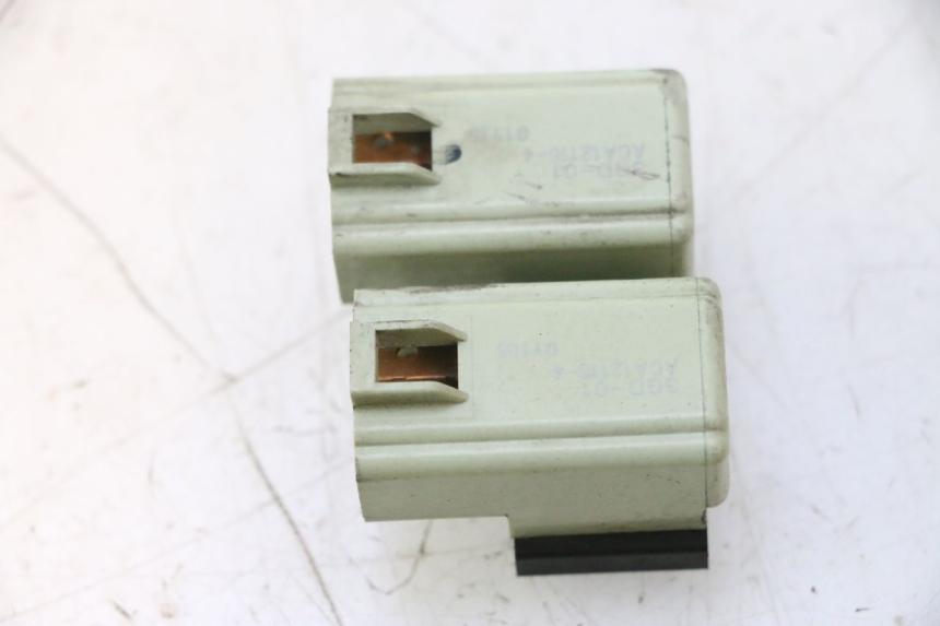 photo de ELECTRICAL RELAY YAMAHA X-MAX XMAX 125 (2010 - 2013) - Product overview