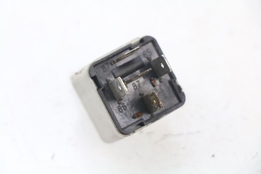 photo de ELECTRICAL RELAY PIAGGIO X8 125 (2004 - 2007) - Component detail