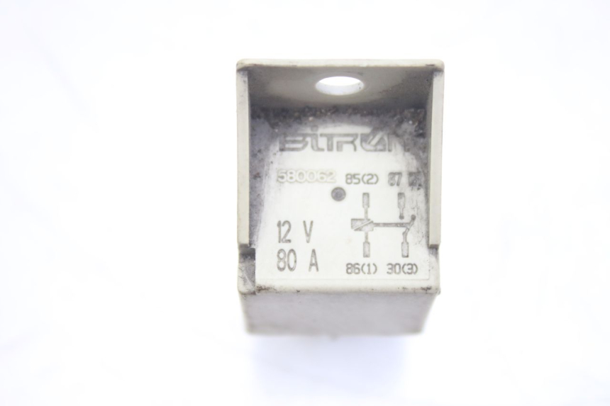 photo de ELECTRICAL RELAY PIAGGIO X9 EVOLUTION 500 (2003 - 2005) - Component detail