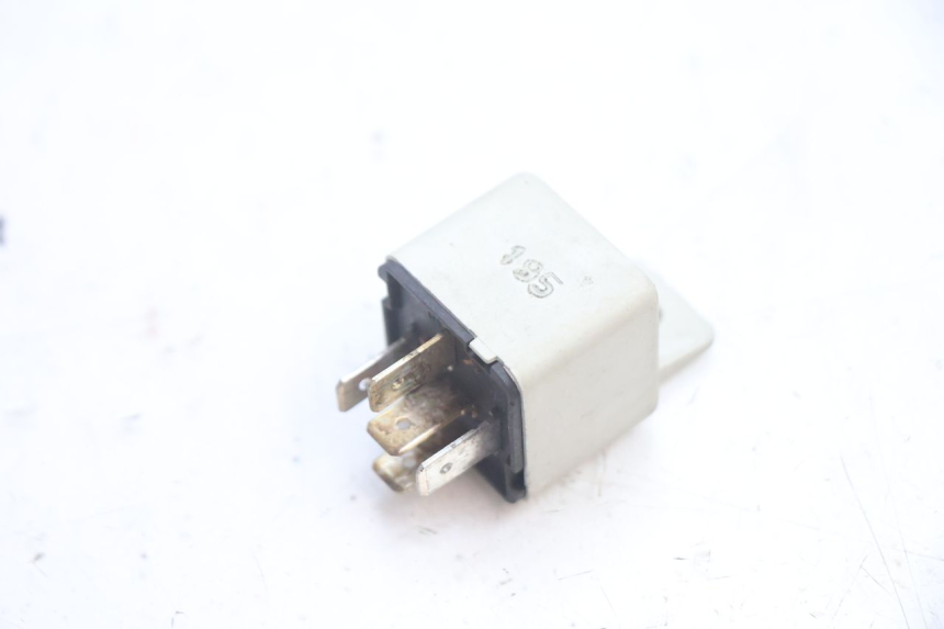 photo de ELECTRIC RELAY PIAGGIO X9 EVOLUTION 125 (2003 - 2007) - Alternative perspective