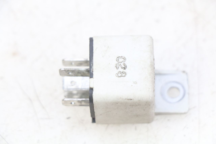 photo de ELECTRIC RELAY PIAGGIO XEVO - X EVO 125 (2007 - 2017) - Component detail