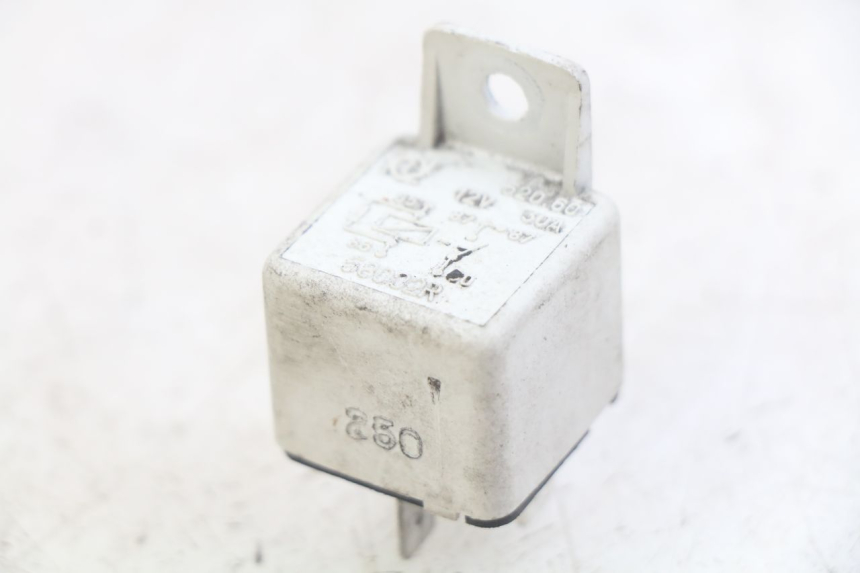 photo de ELECTRIC RELAY PIAGGIO XEVO - X EVO 125 (2007 - 2017) - Main view