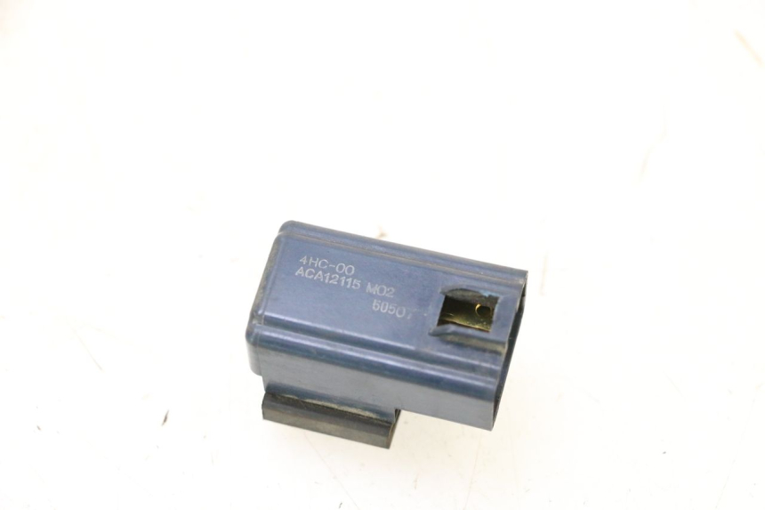 photo de RELAY YAMAHA XP T-MAX ABS 500 (2005 - 2005) - Main view