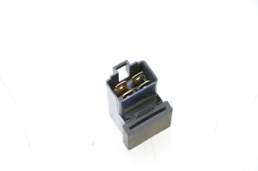 photo de RELAY YAMAHA XP T-MAX ABS 500 (2005 - 2005) - Zoom on usage condition