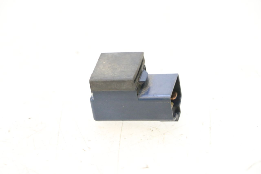 photo de RELAY YAMAHA XP T-MAX ABS 500 (2005 - 2005) - Alternative perspective
