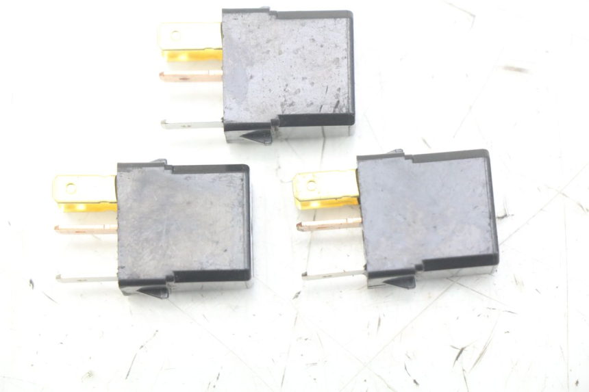 photo de ELECTRICAL RELAY YAMAHA XP T-MAX TMAX 500 (2004 - 2007) - Main view