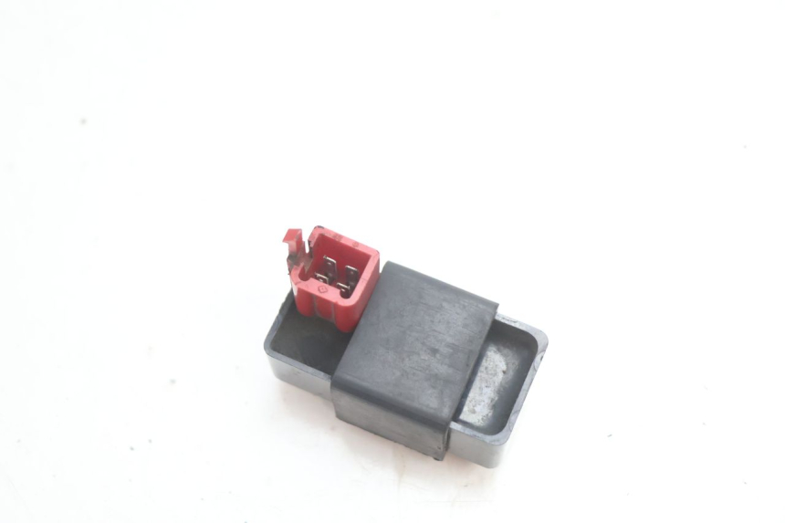photo de RELAY HONDA XRV AFRICA TWIN 750 (1990 - 1992) - Component detail