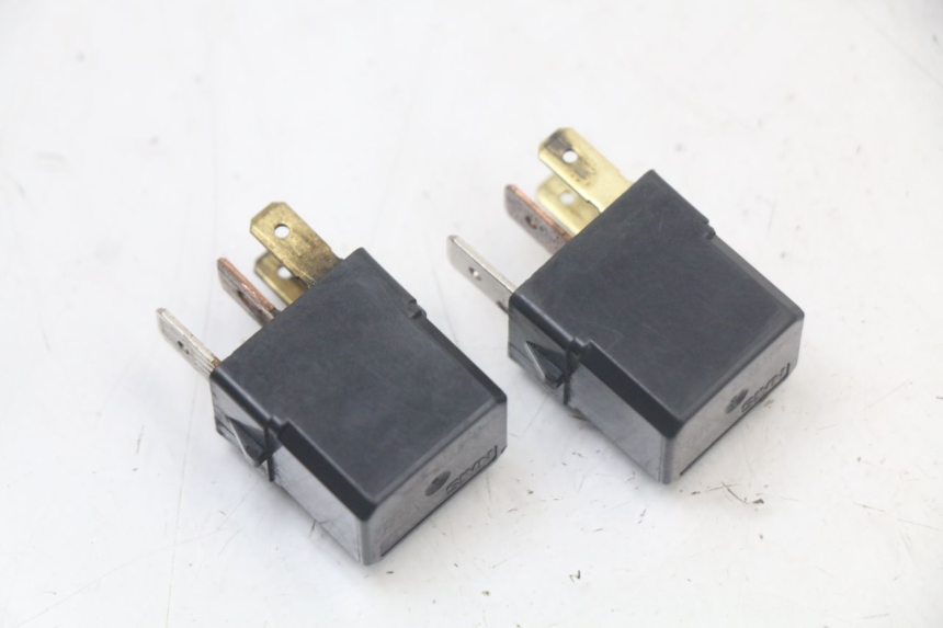 photo de RELAY YAMAHA FZ1 FAZER 1000 (2007 - 2009) - Zoom on usage condition