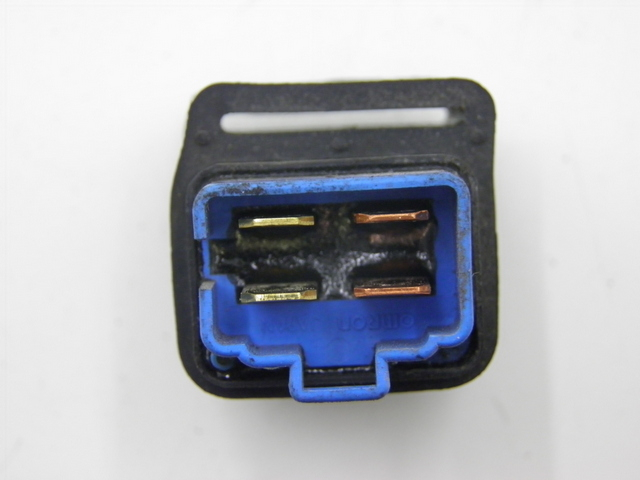 photo de RELAY YAMAHA XJS DIVERSION 600 (1997 - 1999) - Component detail