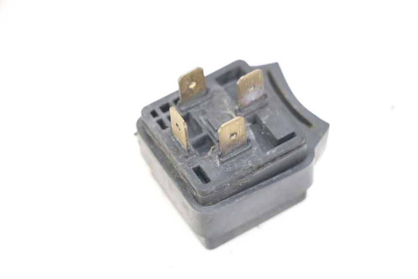 photo de ELECTRICAL RELAY YAMAHA YP MAJESTY 125 (2007 - 2010) - Zoom on usage condition