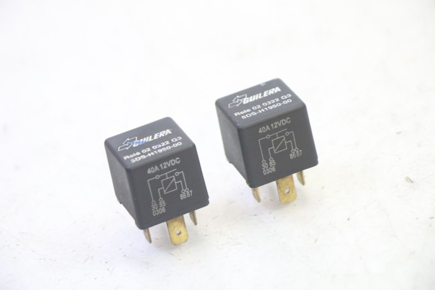 photo de ELECTRICAL RELAY YAMAHA YP MAJESTY 125 (2007 - 2010) - Main view