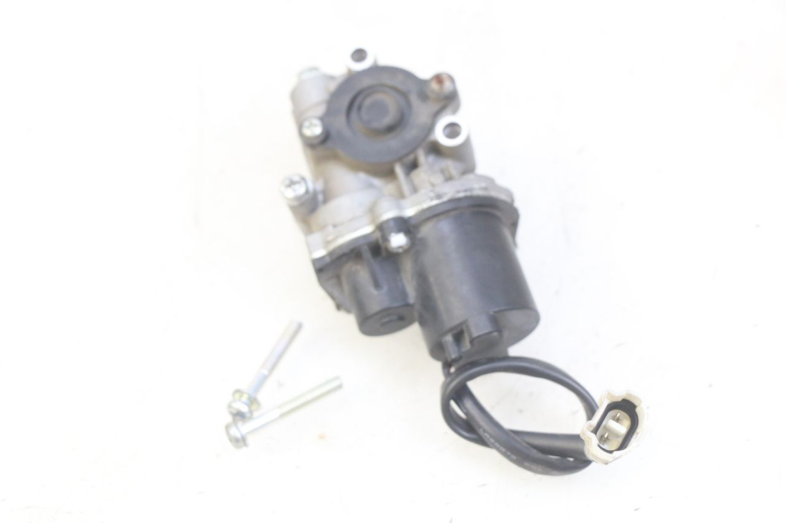 photo de ELECTRICAL RELAY YAMAHA YZF R1 1000 (2007 - 2008) - Zoom on usage condition