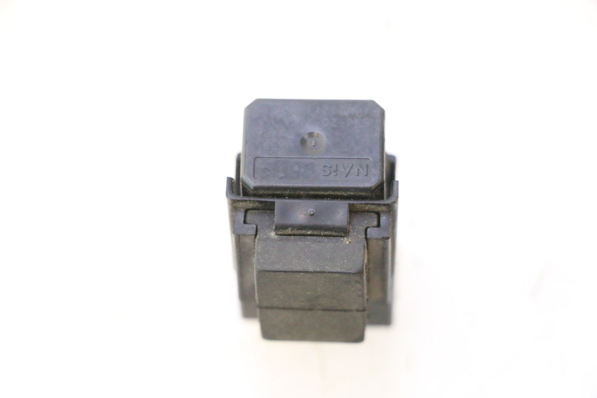 photo de RELAY YAMAHA YZF R6 600 (2008 - 2009) - Alternative perspective