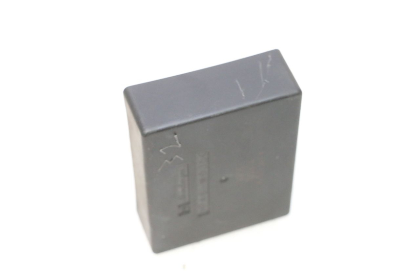 photo de HEADLIGHT RELAY HONDA PCX (JF57/JF64) 125 (2014 - 2018) - Zoom on usage condition