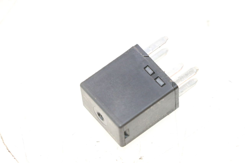 photo de HEADLIGHT RELAY CAN-AM SPYDER RS 1000 (2008 - 2012) - Zoom on usage condition