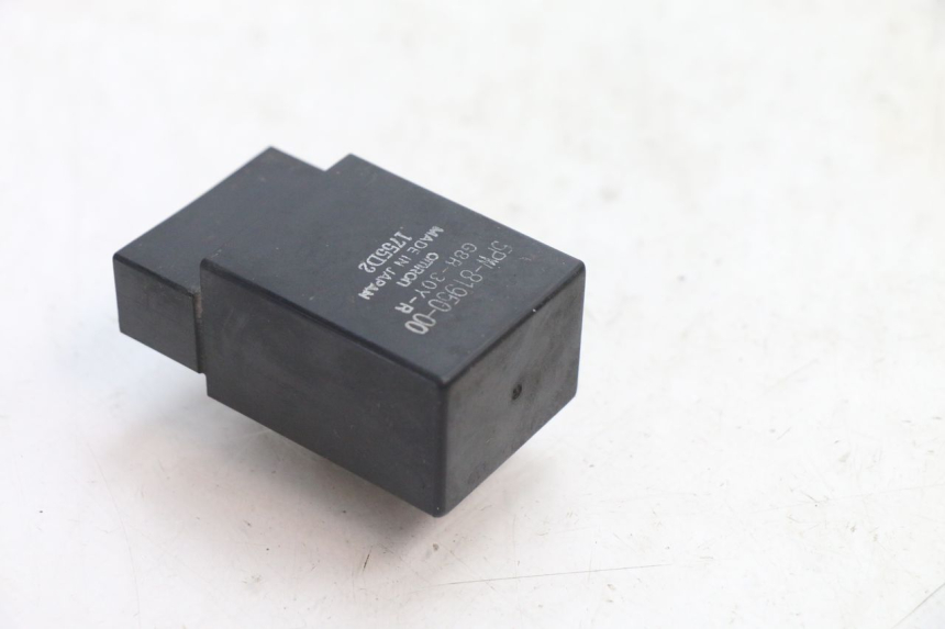 photo de FUEL PUMP RELAY YAMAHA FJR 1300 (2001 - 2005) - Component detail