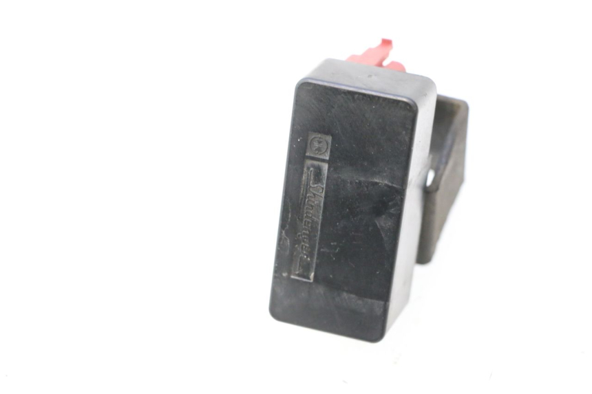 photo de FUEL PUMP RELAY HONDA ST PAN EUROPEAN 1100 (1990 - 2002) - Component detail