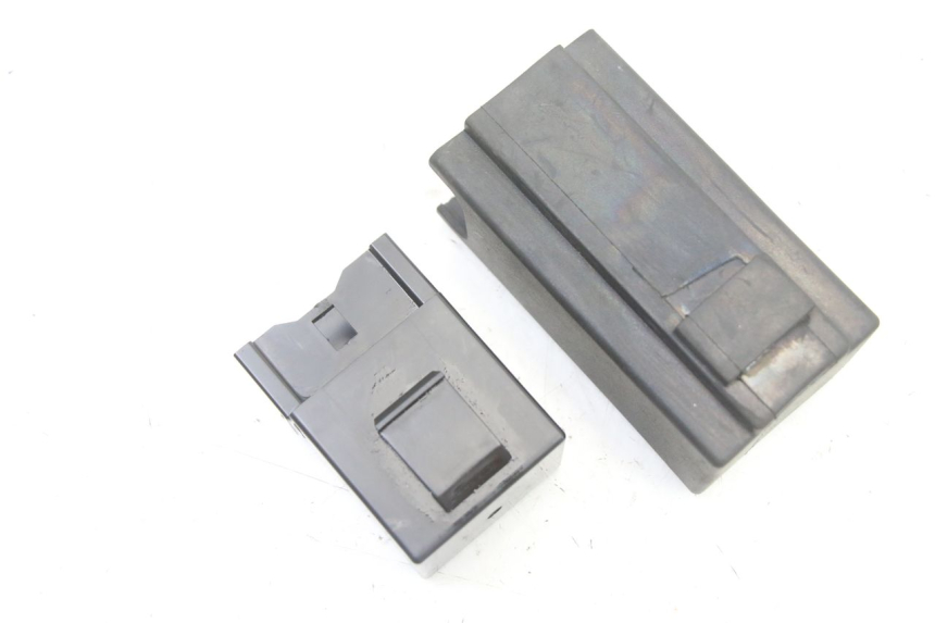 photo de FUEL PUMP RELAY YAMAHA TRACER 7 700 (2020 - 2024) - Alternative perspective