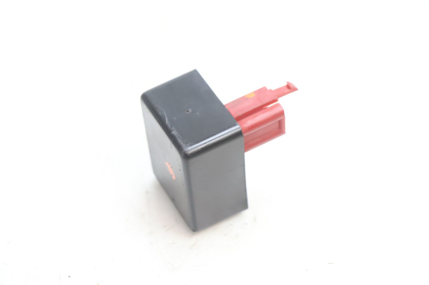 photo de FUEL PUMP RELAY KAWASAKI ZX-6R ZX6R 600 (2000 - 2002) - Technical close-up