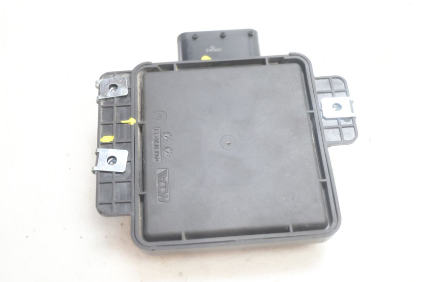 photo de ROLL LOCK RELAY PIAGGIO MP3 HPE 530 (2022 - 2026) - Product overview