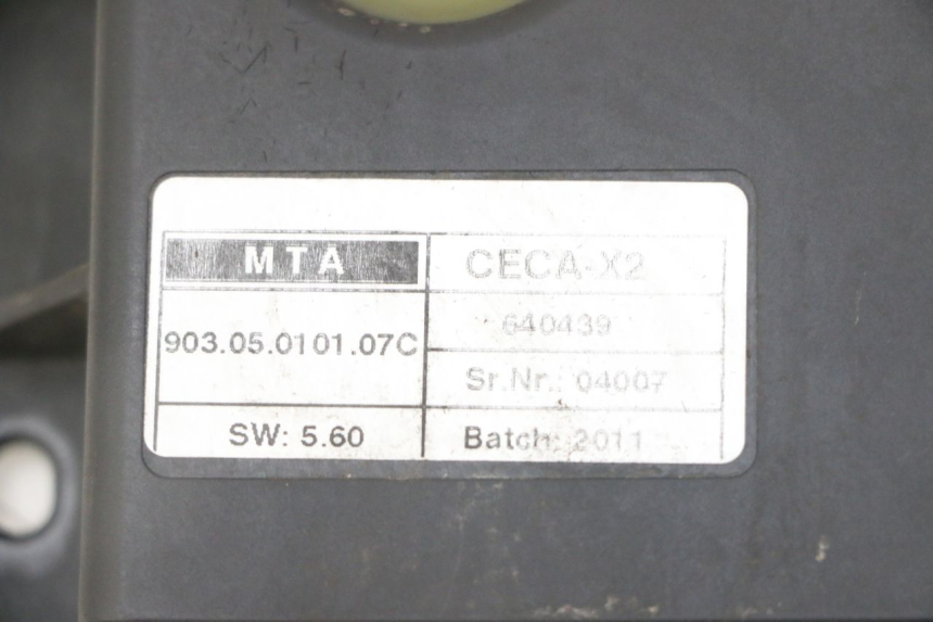 photo de ROLL LOCK RELAY PIAGGIO MP3 LT 300 (2010 - 2016) - Technical close-up