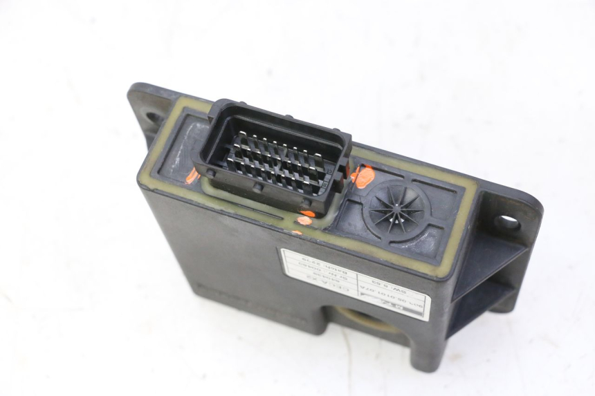 photo de RELAY ROLL LOCK PIAGGIO MP3 RL 250 (2006 - 2010) - Alternative perspective