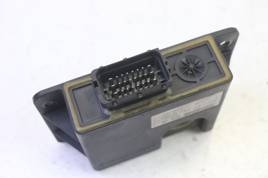 photo de ROLL LOCK RELAY PIAGGIO MP3 125 (2006 - 2014) - Product overview