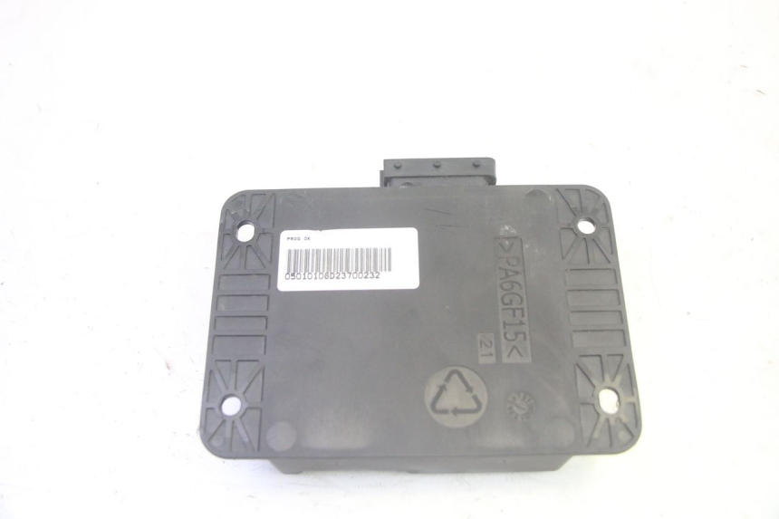 photo de ROLL LOCK RELAY PIAGGIO MP3 500 (2016 - 2018) - Technical close-up