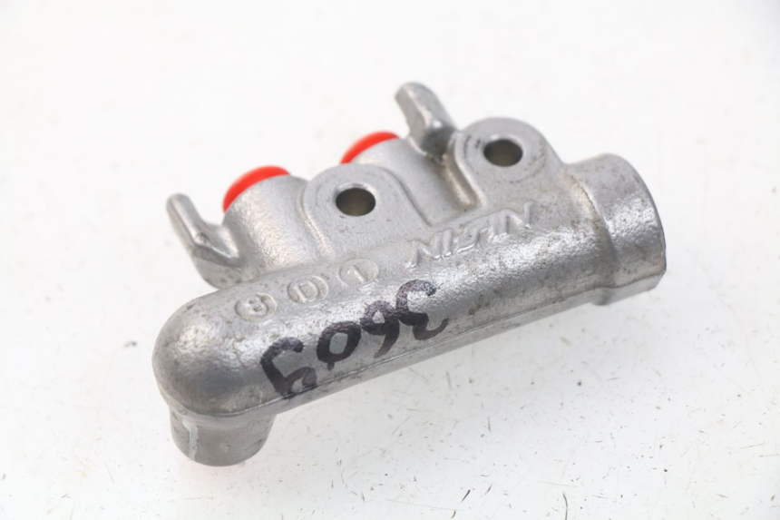 photo de BRAKE PROPORTIONING VALVE SUZUKI BURGMAN 125 (2007 - 2014) - Component detail