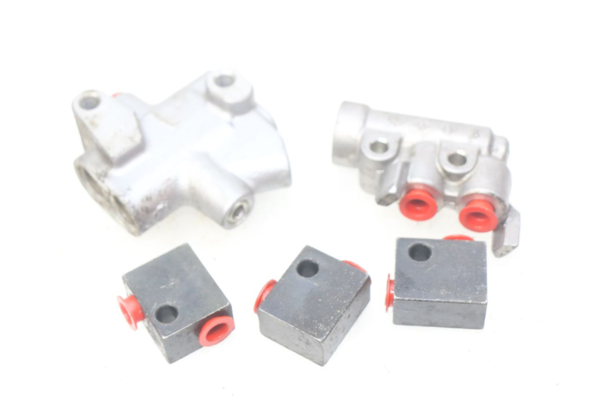 photo de BRAKE PROPORTIONING VALVE YAMAHA FJR ABS 1300 (2006 - 2012) - Main view