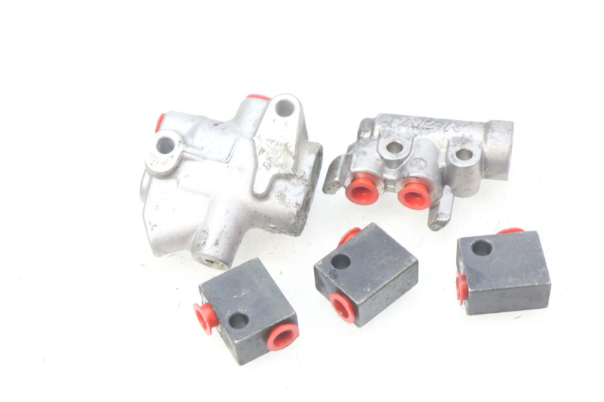 photo de BRAKE PROPORTIONING VALVE YAMAHA FJR ABS 1300 (2006 - 2012) - Component detail