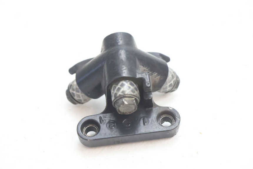 photo de BRAKE SPLITTER KAWASAKI GPX F ZX750F 750 (1986 - 1990) - Zoom on usage condition