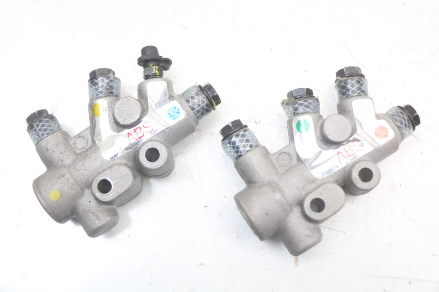 photo de BRAKE SPLITTER PIAGGIO MP3 HPE 350 (2018 - 2020) - Main view