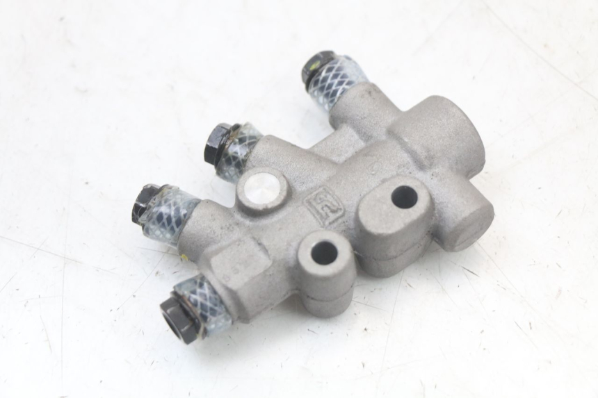 photo de BRAKE SPLITTER PIAGGIO MP3 HPE 350 (2018 - 2020) - Technical close-up